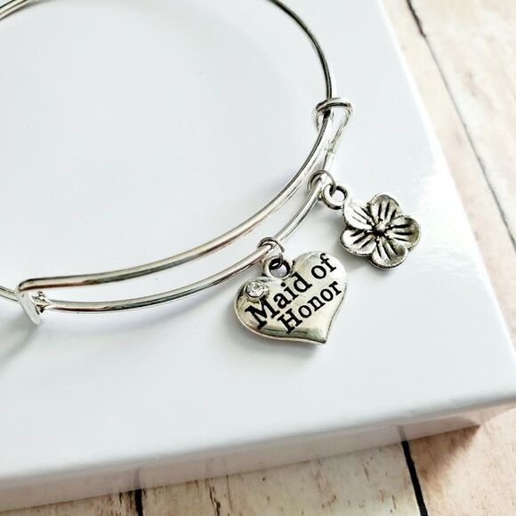 Maid of Honor Charm Bracelet, Wedding Jewelry - Picture 6 of 11